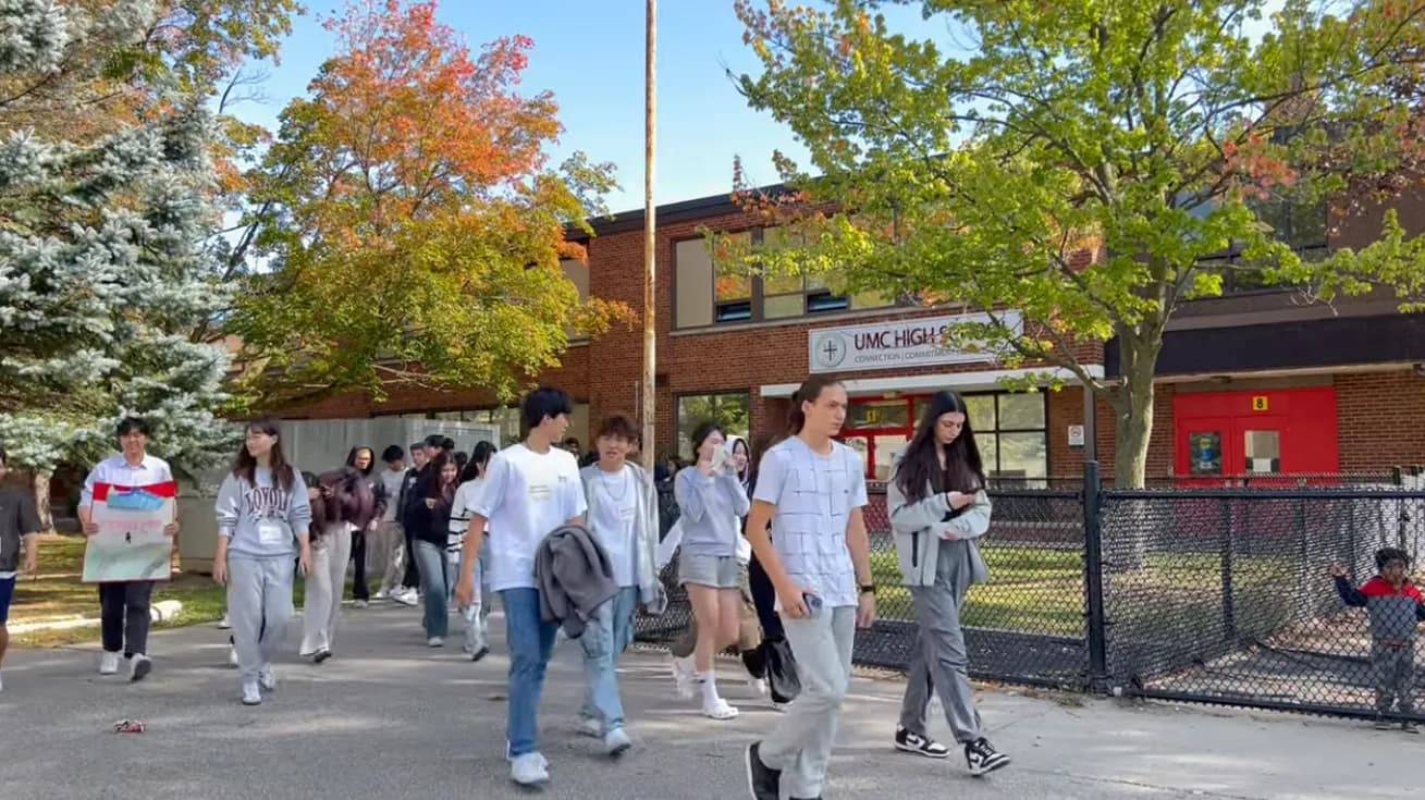 UMC 고등학교 교실 수업 모습